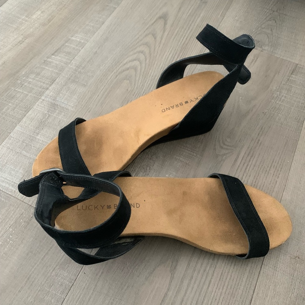 Luck brand size 10 wedge heel sandals